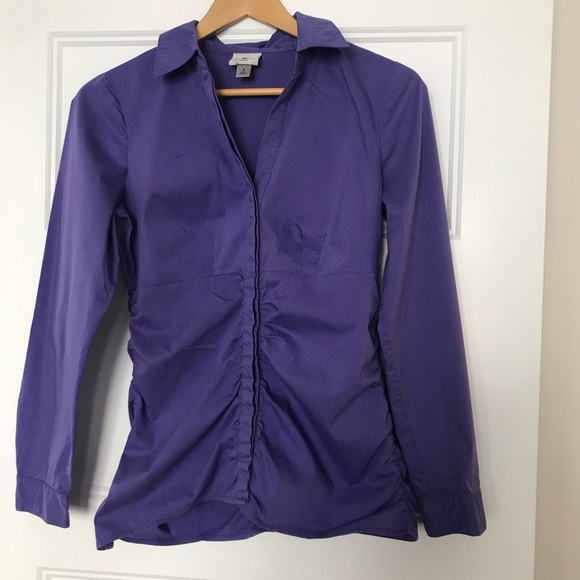 Beautiful Purple Blouse in Excellent Condition - Picture 2 of 6